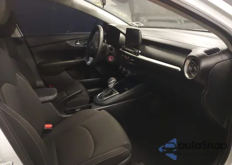 2020 Kia Forte Fe z USA, uszkodzony, nr VIN 3KPF24AD3LE174606